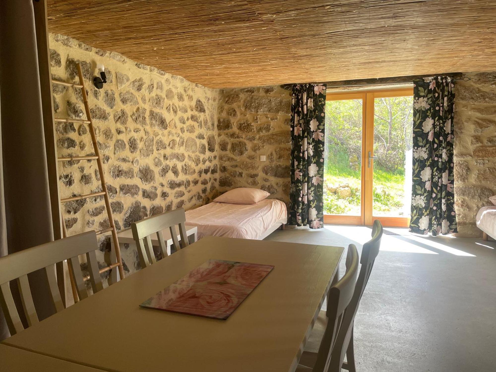Bed and Breakfast La Beatitude Malaurier Exterior foto